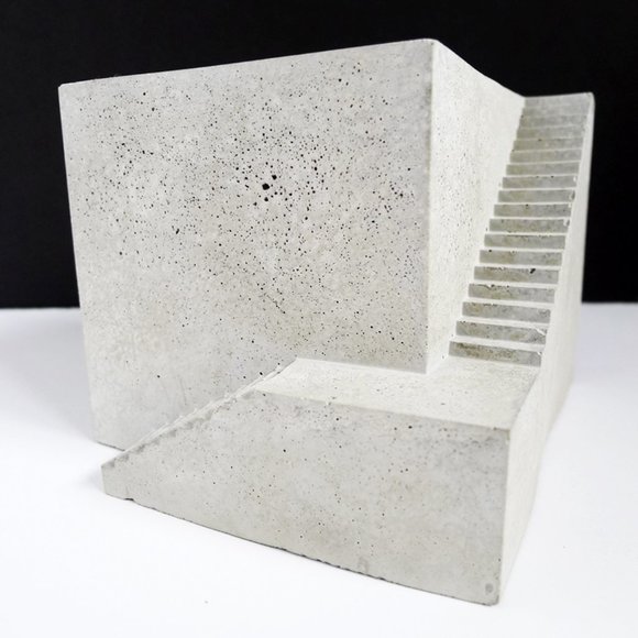 NEW ARCHITECTURE Stairs Structure Modern Industrial Minimalist CONCRETE PLANTER - Picture 4 of 8